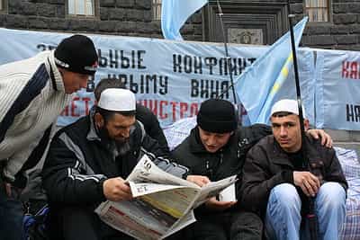 Крымские татары опять едут в Киев «доставать» Юлию Владимировну